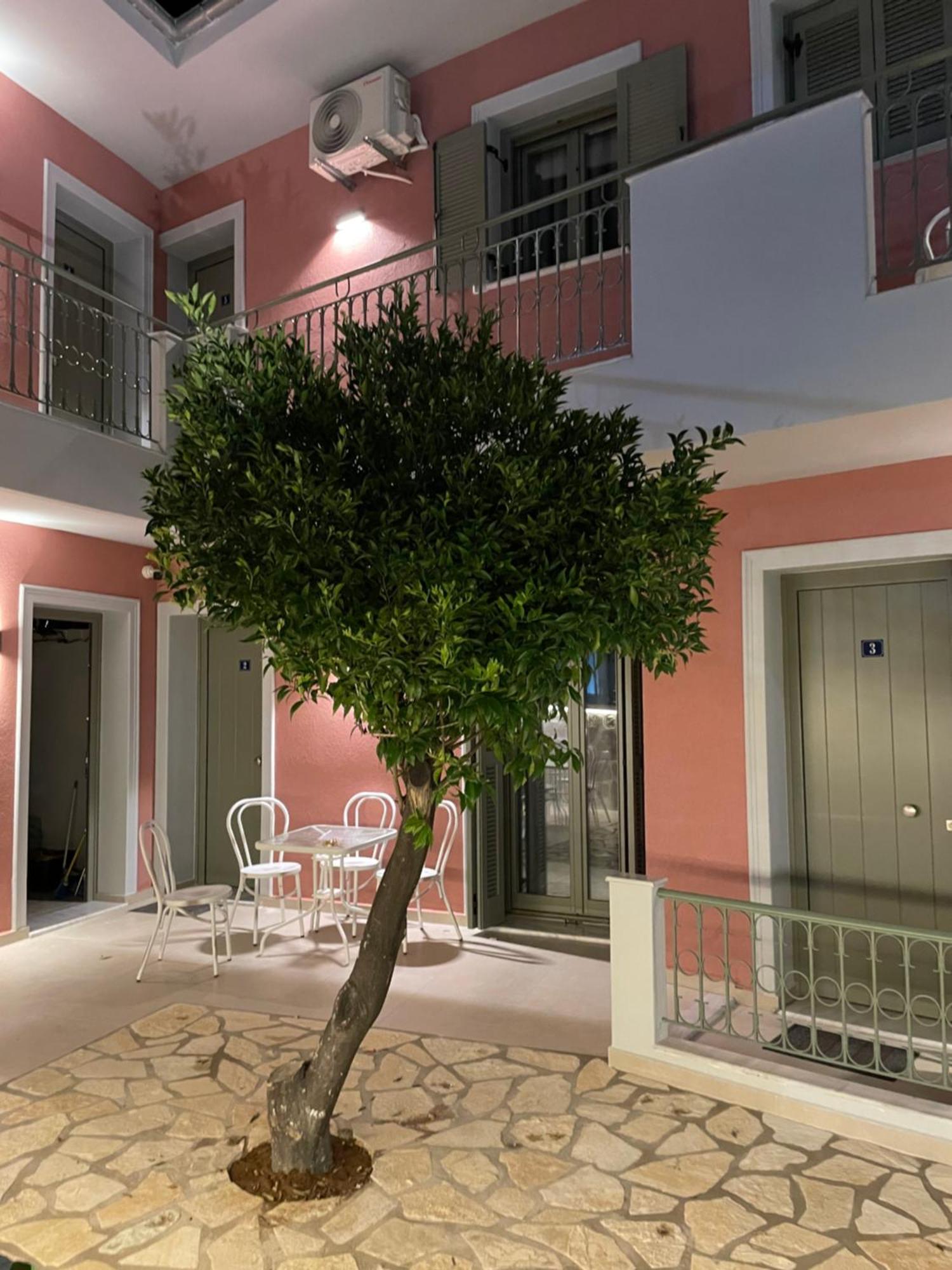 Anax Apartments Parga Exteriör bild